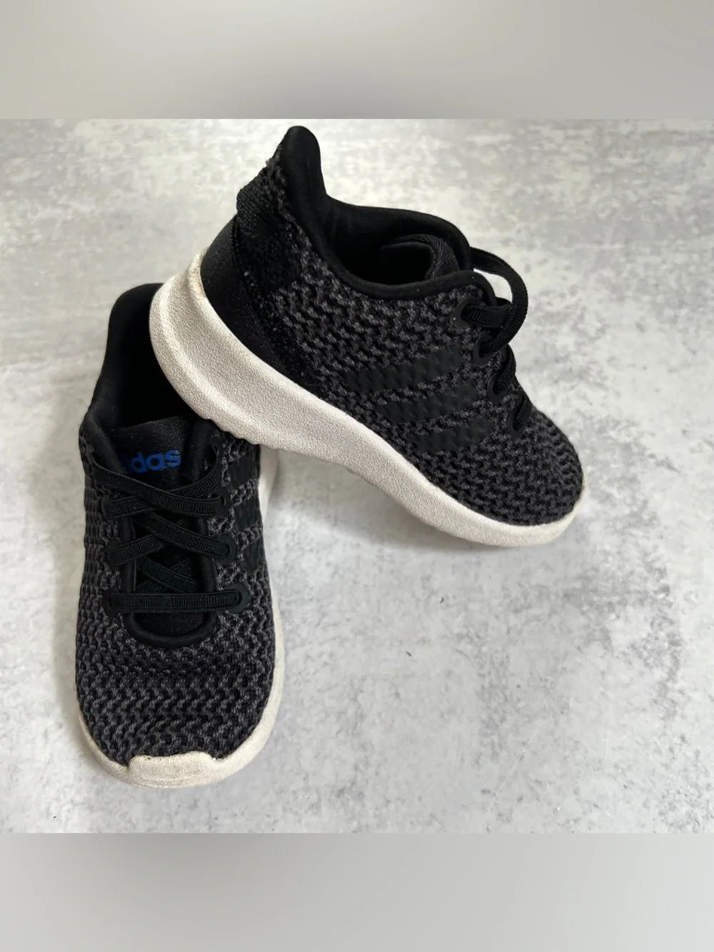 5⚽️ adidas Toddler Black Shadow Knit Slip-On Lace Sneakers with White Sole